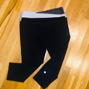 Lululemon leggings size 6